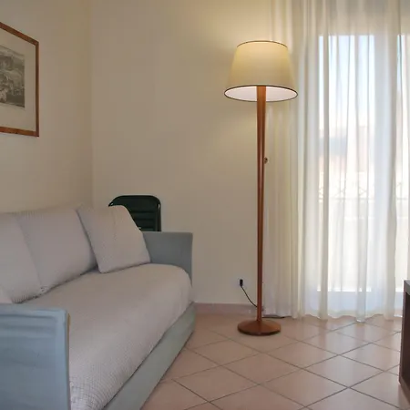 Domus Mariae 3*