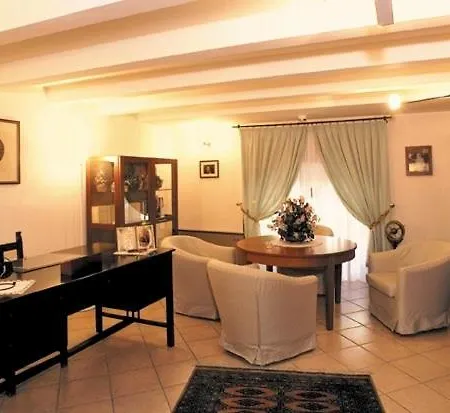Hotel Domus Mariae 3*