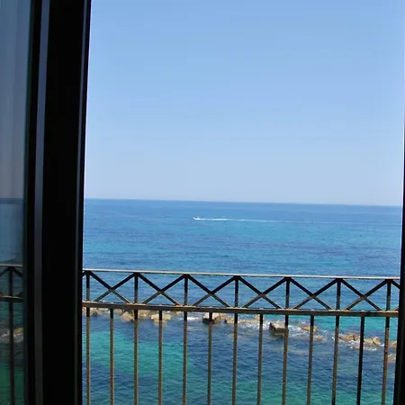 Hotel Domus Mariae
