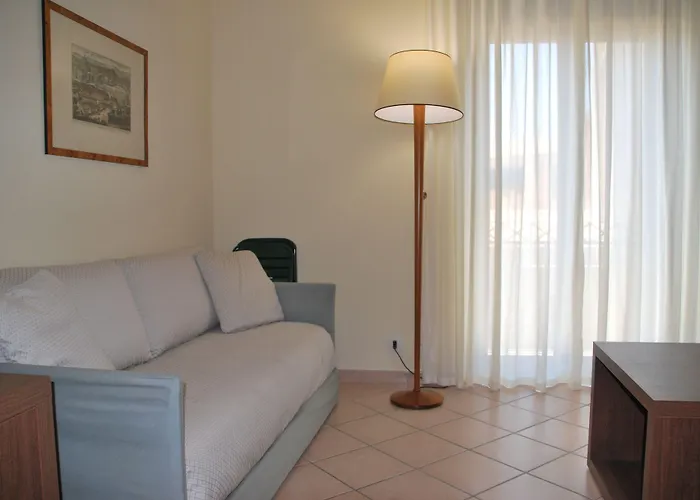 Domus Mariae 3*