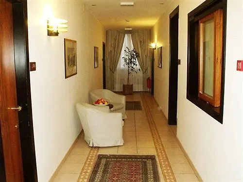 Domus Mariae 3*