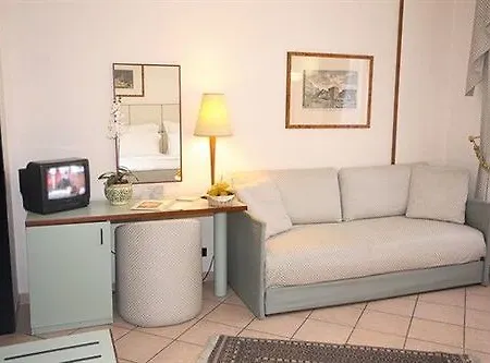 도무스 마리에 알베르고 호텔