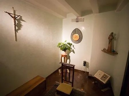 도무스 마리에 알베르고 호텔